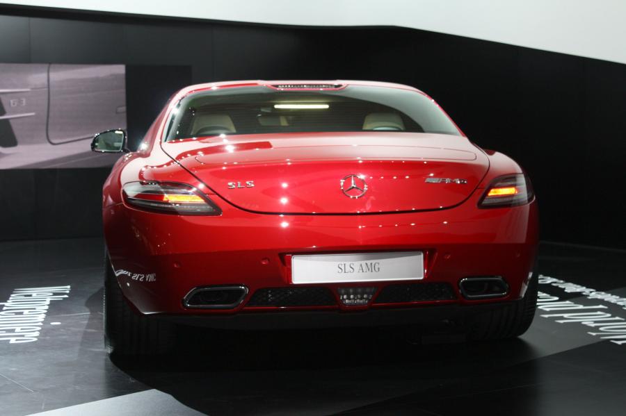  Mercedes-Benz SLS AMG 2010 года  (фото 70 из 526)